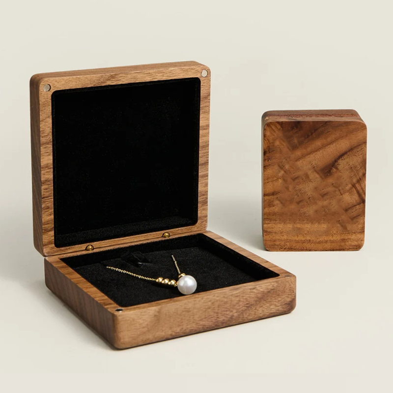 Wedding Necklace Box with Mirr - Luxury Bags List のレビューと価格