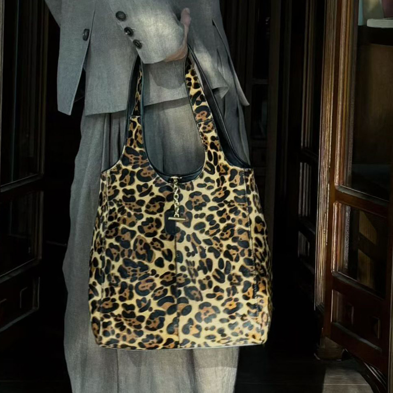 Leather Bucket Bags For Women  - Luxury Bags Vintage のレビューと価格