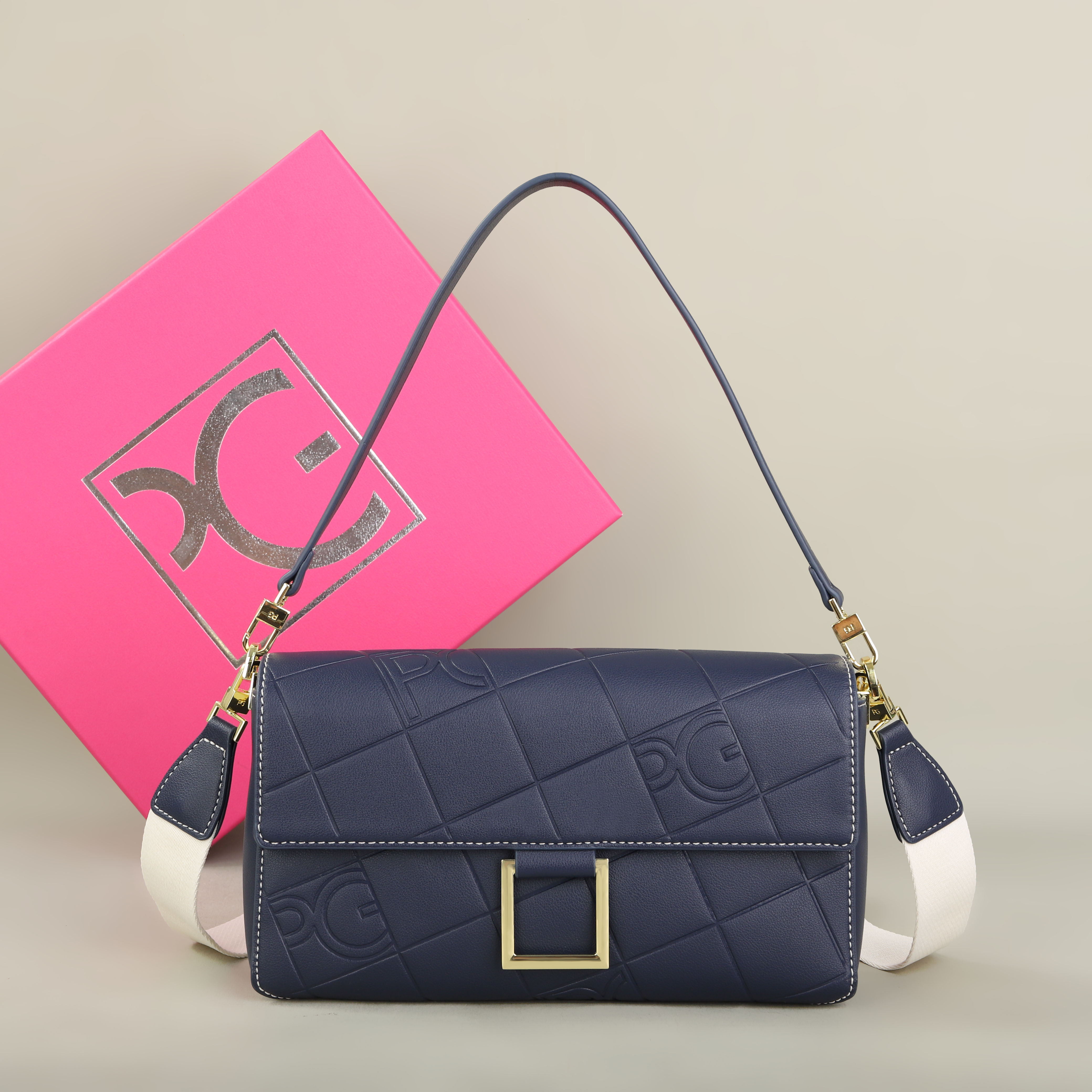 PATSY PG GARIS Women's Classic - Luxury Bags On Sale のレビューと価格