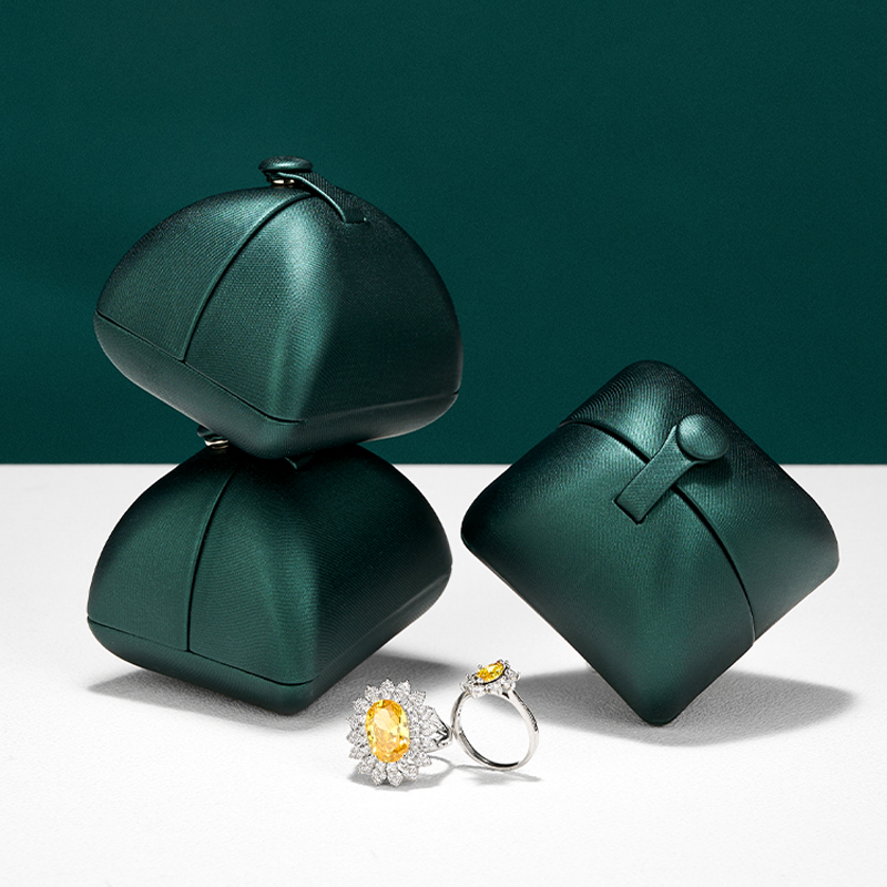 Luxury Dark Green Ring Box Pre - Luxury Bags List のレビューと価格