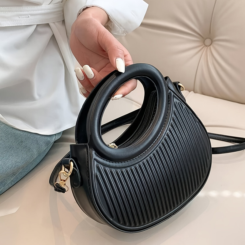 Chic Stripe Design Crossbody B - Luxury Bags On Sale のレビューと価格