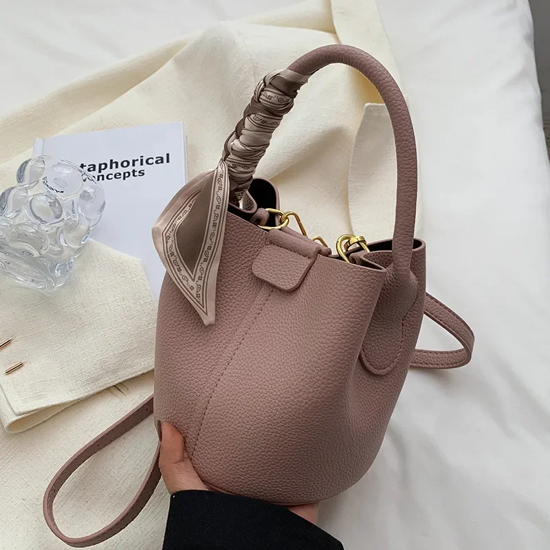 High Quality Bucket Bag Women  - Luxury Bags On Sale のレビューと価格