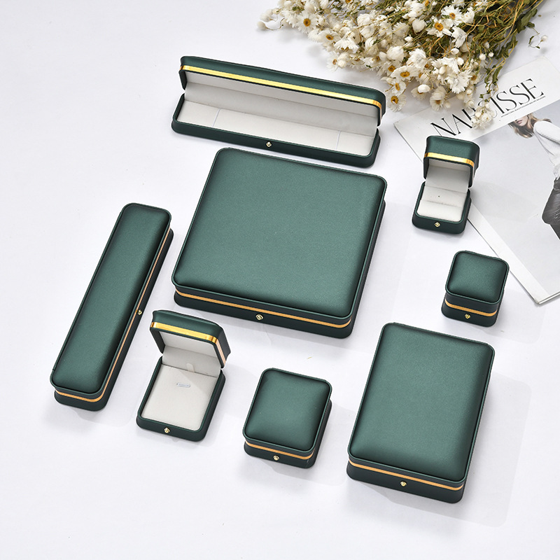 1pc Luxury PU Leather Jewelry  - Luxury Bags List のレビューと価格