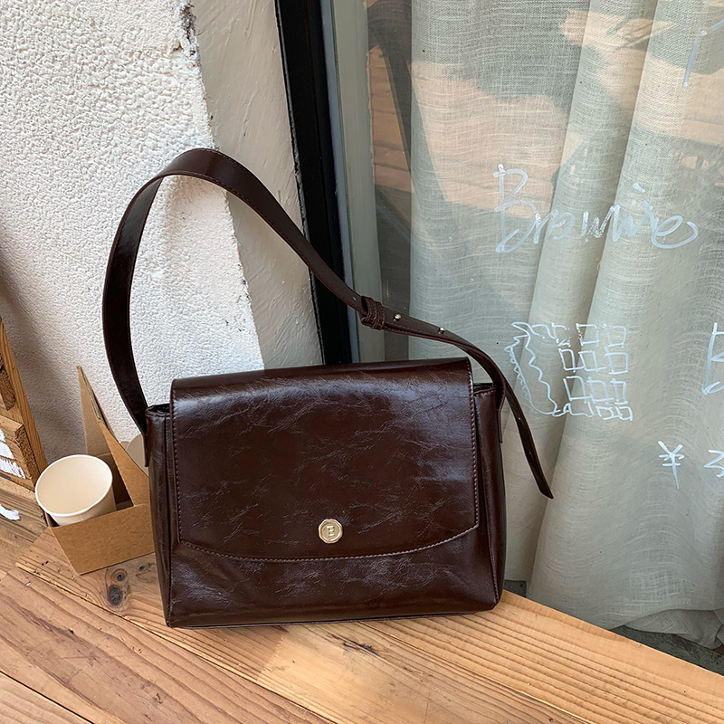 CGCBAG Vintage Lage Capacity M - Luxury Bags Vintage のレビューと価格