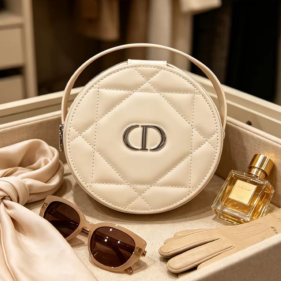Christian Dior Dior’s Bag Luxu - Luxury Bags Dior のレビューと価格